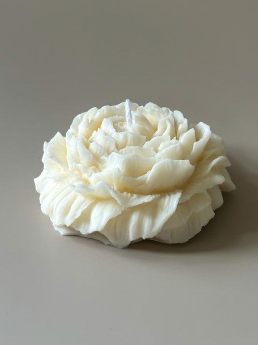 Candela artigianale a forma di Peonia - LumiHer